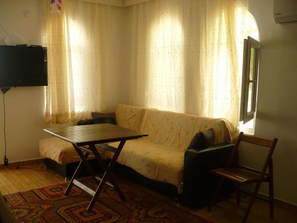 Kiyi Pansiyon Çıralı Zimmer foto